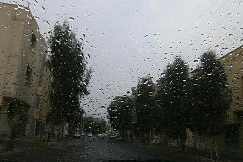 تهرانی ها جمعه منتظر بارش باران باشند