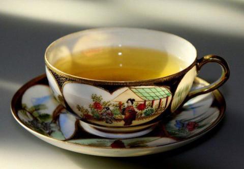 خداحافظی با "چای خارجی" در سازمان های دولتی