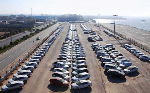 نمایندگی‌های فروش خودروهای خارجی در آستانه فروپاشی