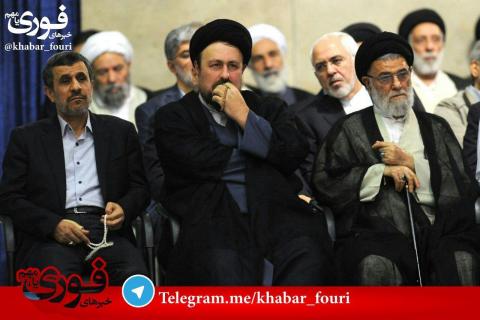 نگاه معنادار ظریف به احمدی‌نژاد در مراسم تنفیذ/عکس