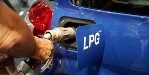 نظر مثبت وزارت نفت‌ به افزودن LPG به سبد سوخت