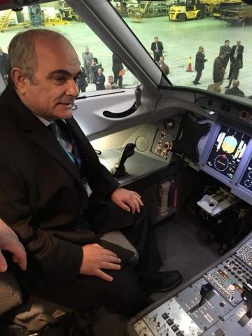 سفیر روسیه در ایران سوار بر سوخو روسی+عکس