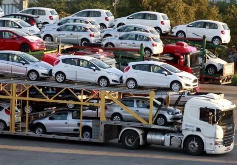 آمار واردات خودرو در بهمن ماه اعلام شد