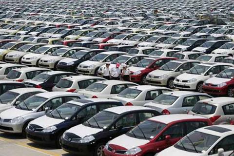 قیمت خودروهای وارداتی بین 100 تا 200 میلیون