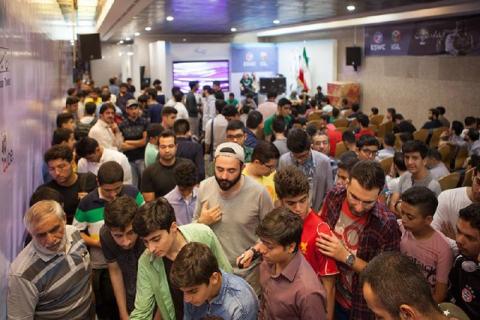 استقبال گیمرها از لیگ بازیهای رایانهای