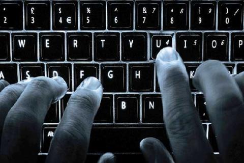 شفاف سازی وزیر ارتباطات درباره حمله گسترده سایبری
