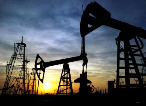 کاهش قیمت نفت علت تعويق پروژه‌های نفتی عراق