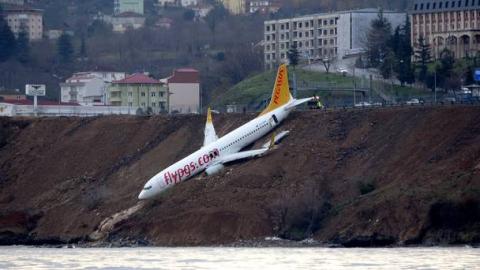 اتفاقی عجیب برای هواپیمای مسافربری ترکیه+ عکس