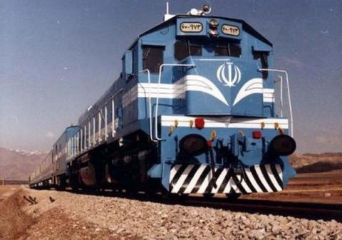 سوت قطار در کرمانشاه طنین انداز شد