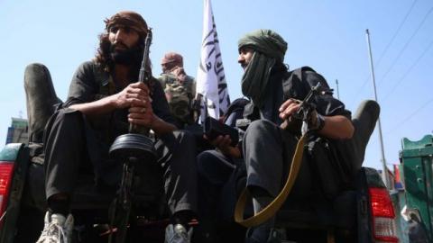 انتقاد روزنامه جمهوری اسلامی از صدا و سیما به دلیل تطهیر طالبان